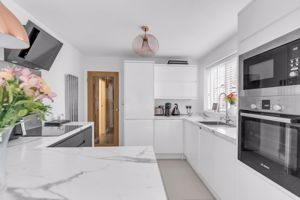 Photo 16- click for photo gallery